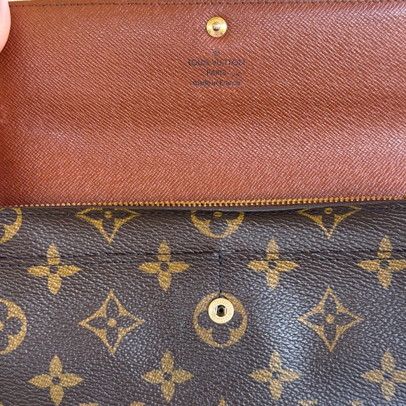 Louis Vuitton Sarah Wallet (L&L) - Picture 8 of 16
